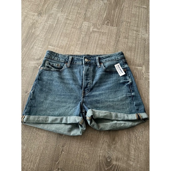 Old Navy Pants - Old Navy OG Straight High Rise Denim Shorts Med Wash Blue Cuffed Womens 10 NWT